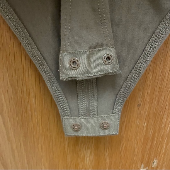 H&M Large Bodysuit| Brown - Picture 6 of 9